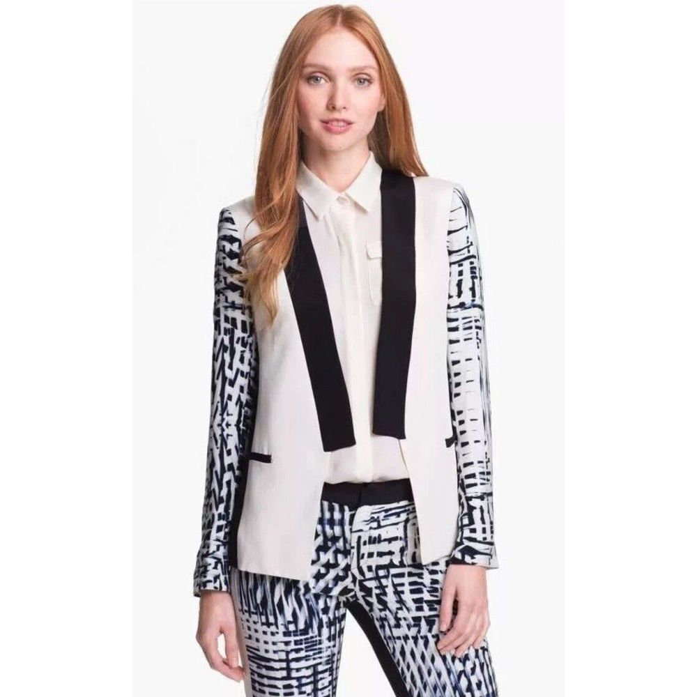 Parker Silk Abstract Reef White and Black wit Tie Dye Sleeves Women Jacket Small